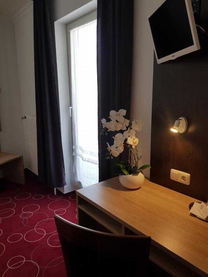 Hotel Promenade 3*